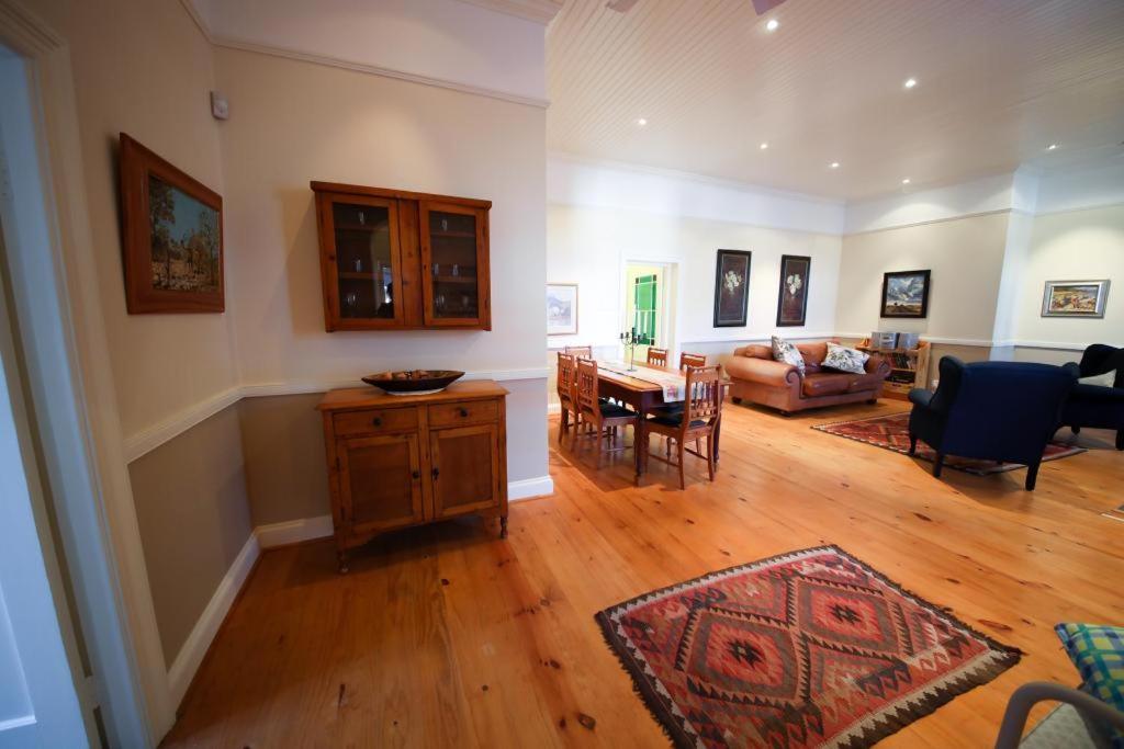 Catswhiskers Apartman Graaff-Reinet Kültér fotó